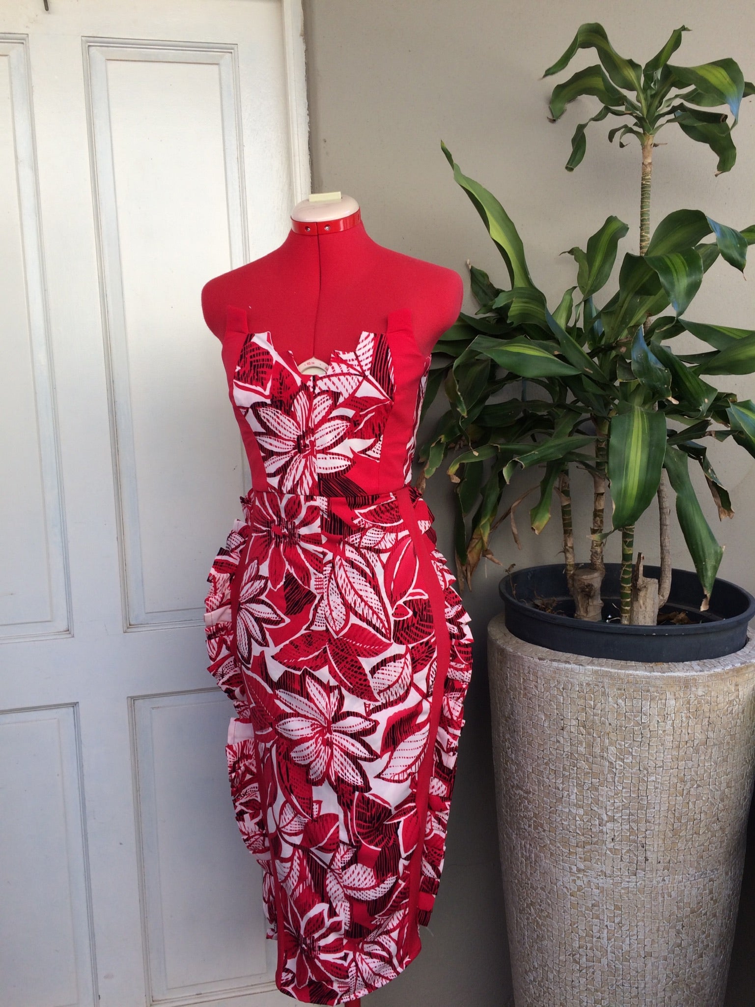 NEODII Midi Dress