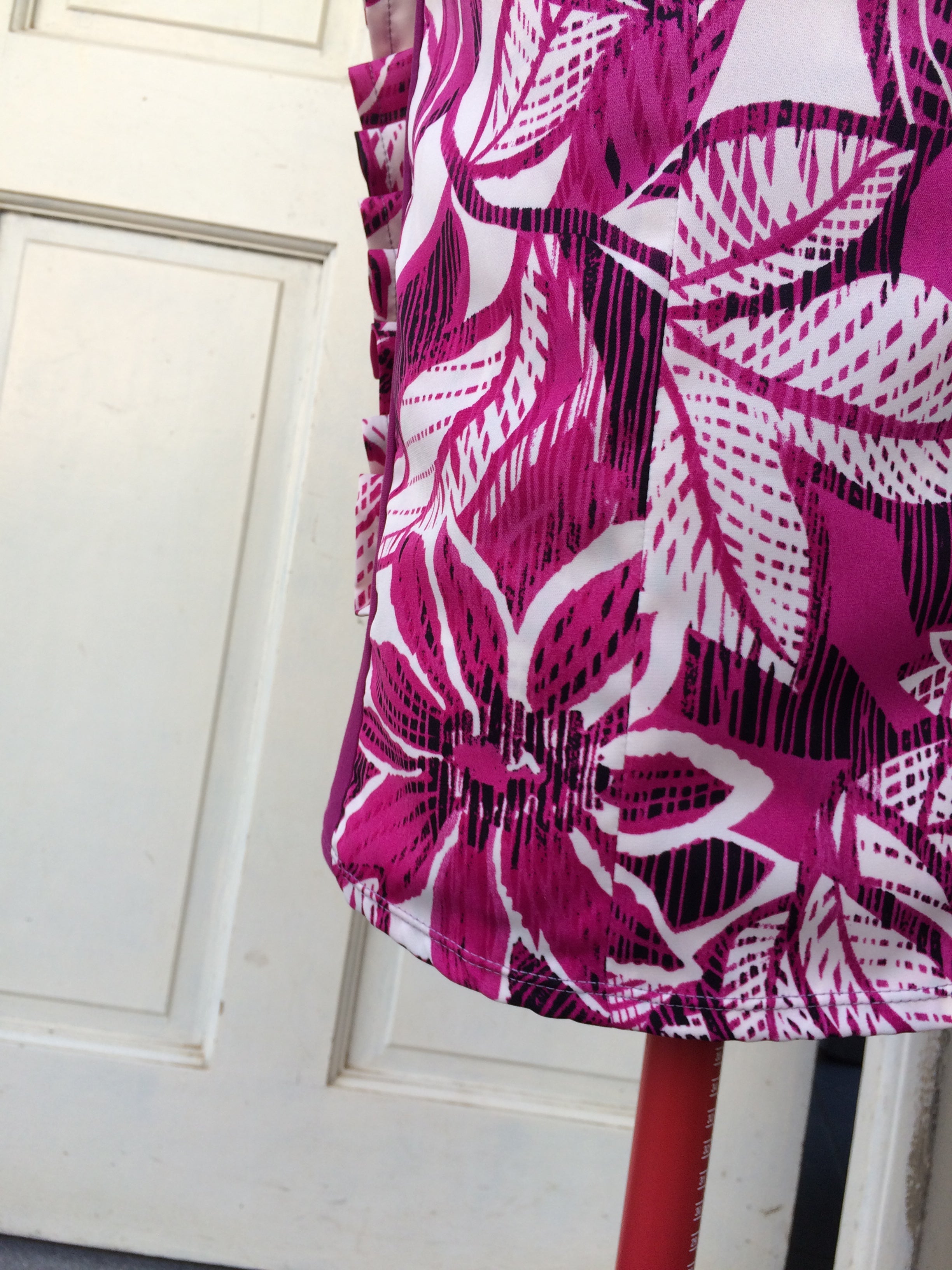 NEODII Midi Dress